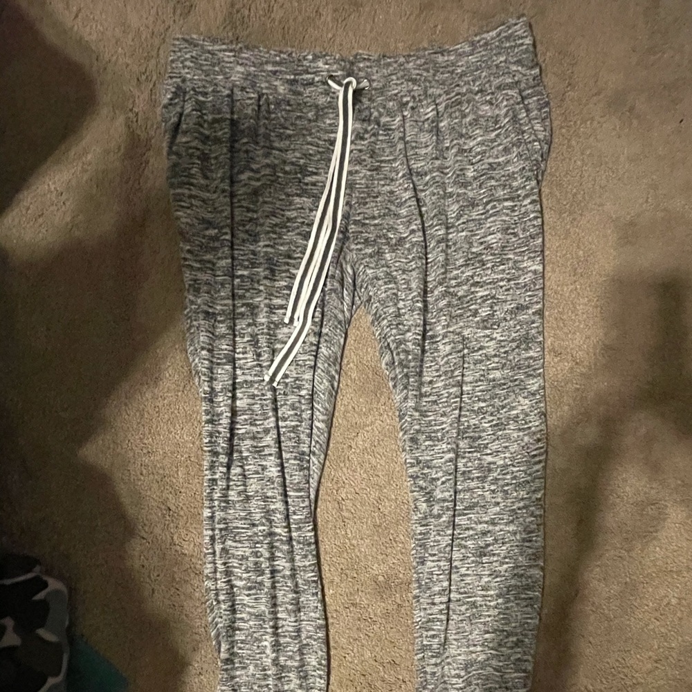 Pea in the pod maternity sweatpants